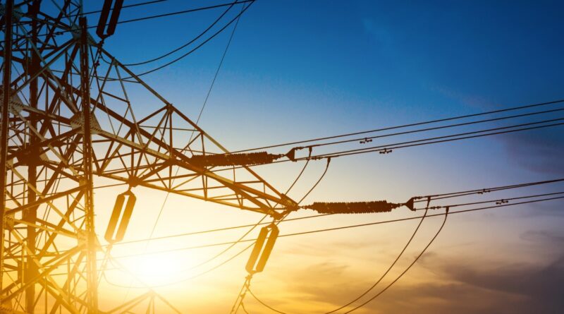 Conta de luz pode subir R$ 215 por ano no Rio com mudanças na Lei das Eólicas
