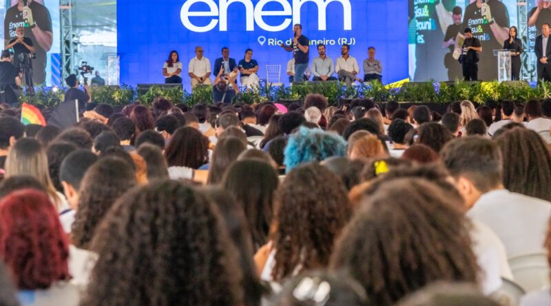 Aulão do Enem reúne 2 mil alunos no Parque Olímpico